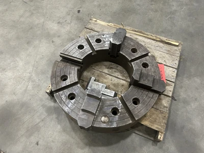 Cushman 24″ 4 Jaw Chuck, 12″ Bore