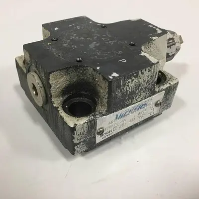 USED VICKERS CVCS25C1S2W3510S26