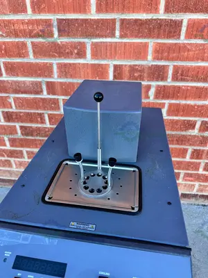 USED FLUKE CALIBRATION HART SCIENTIFIC 7381 DEEP-WELL COMPACT BATH  MINUS -80C TO 110C