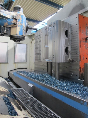 ZAYER CNC Bed Type Mill, in very good used condition, POA
