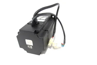 NEW YASKAWA SGM-08U3B4L SERVO MOTOR SGM08U3B4L