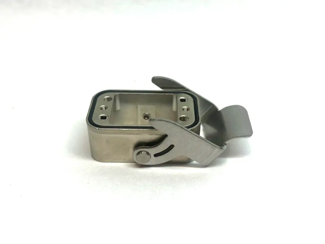 NEW HARTING BULHEAD HOUSING