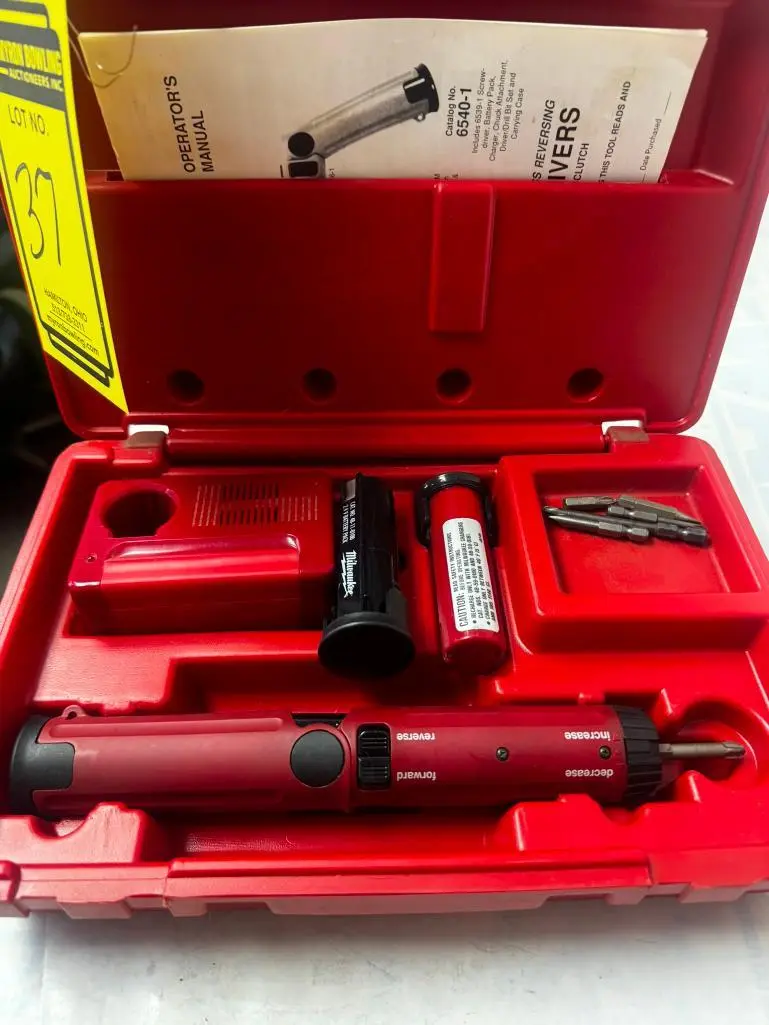 Used _UNKNOWN_ _UNKNOWN_ Screw Drivers Ohio US | Myron Bowling Auctioneers Inc #1504245