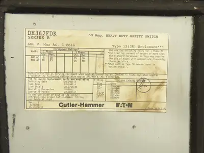 Cutler-Hammer Heavy Duty Safety Switch Enclosure 60A 600V 3Ph Nema 12