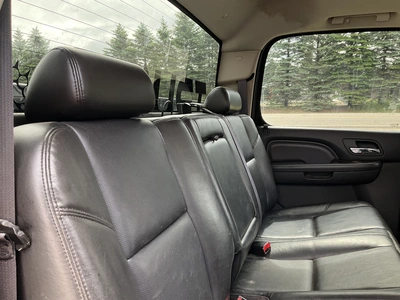 USED 2011 GMC SIERRA 2500