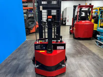 Used 2015 RAYMOND RSS40 Stackers Minnesota US | Birnstengel Equipment #1550201