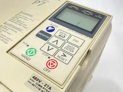USED YASKAWA P7 VARISPEED IQ PUMP CONTROLLER DRIVE 3PH 27A 480V