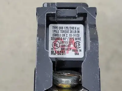 USED SQUARE D QOB115