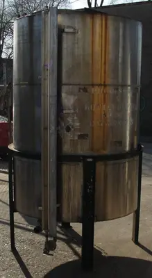 SPC9220  Tank 600 gallon vertical tank, Stainless Steel, flat