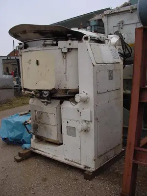 500L Unitron Scraped Tilting Cooker