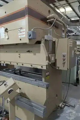USED 2001 STANDARD INDUSTRIAL AB100-8