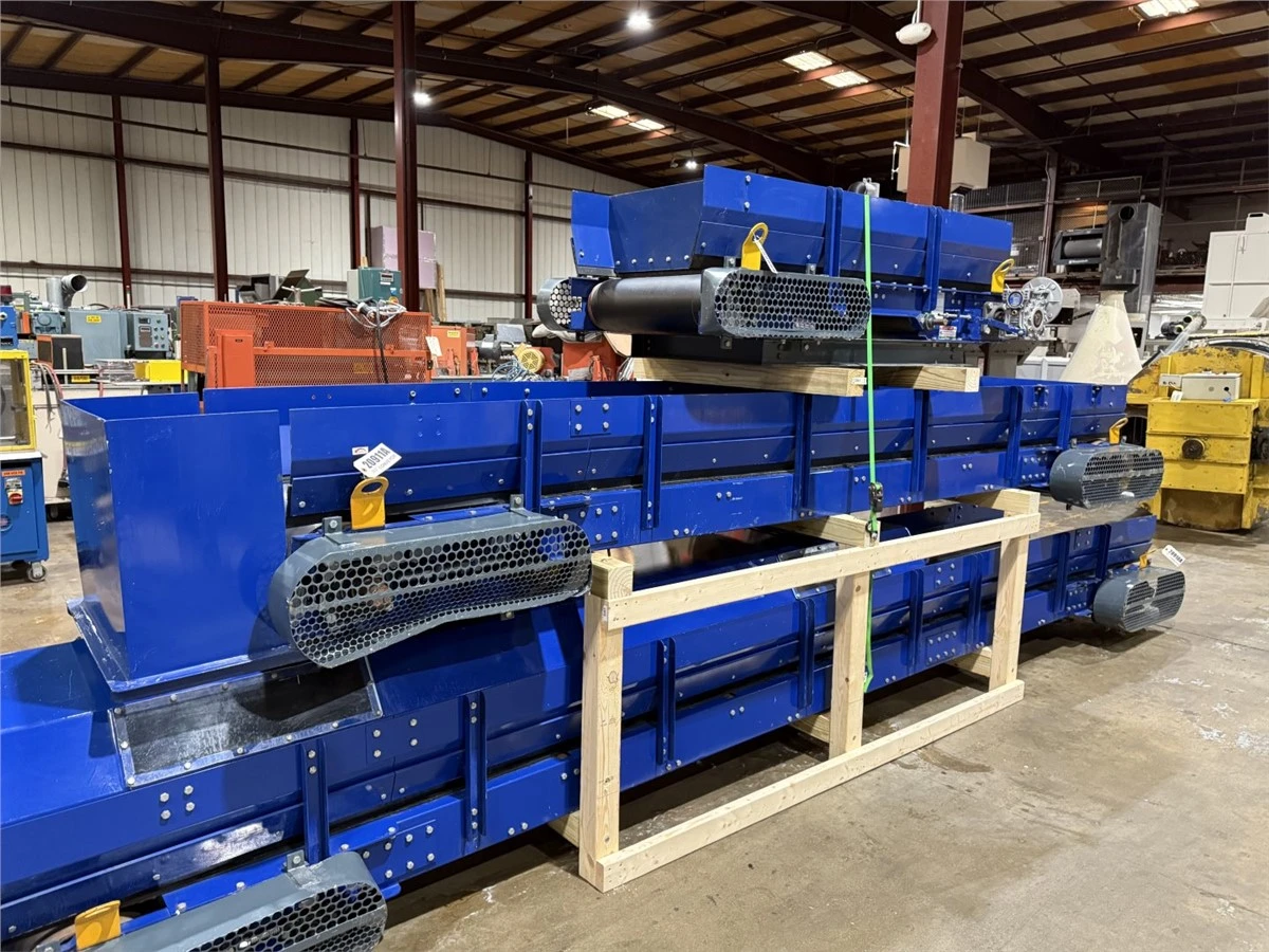 14' L x 24" Wide Flatbelt Conveyor