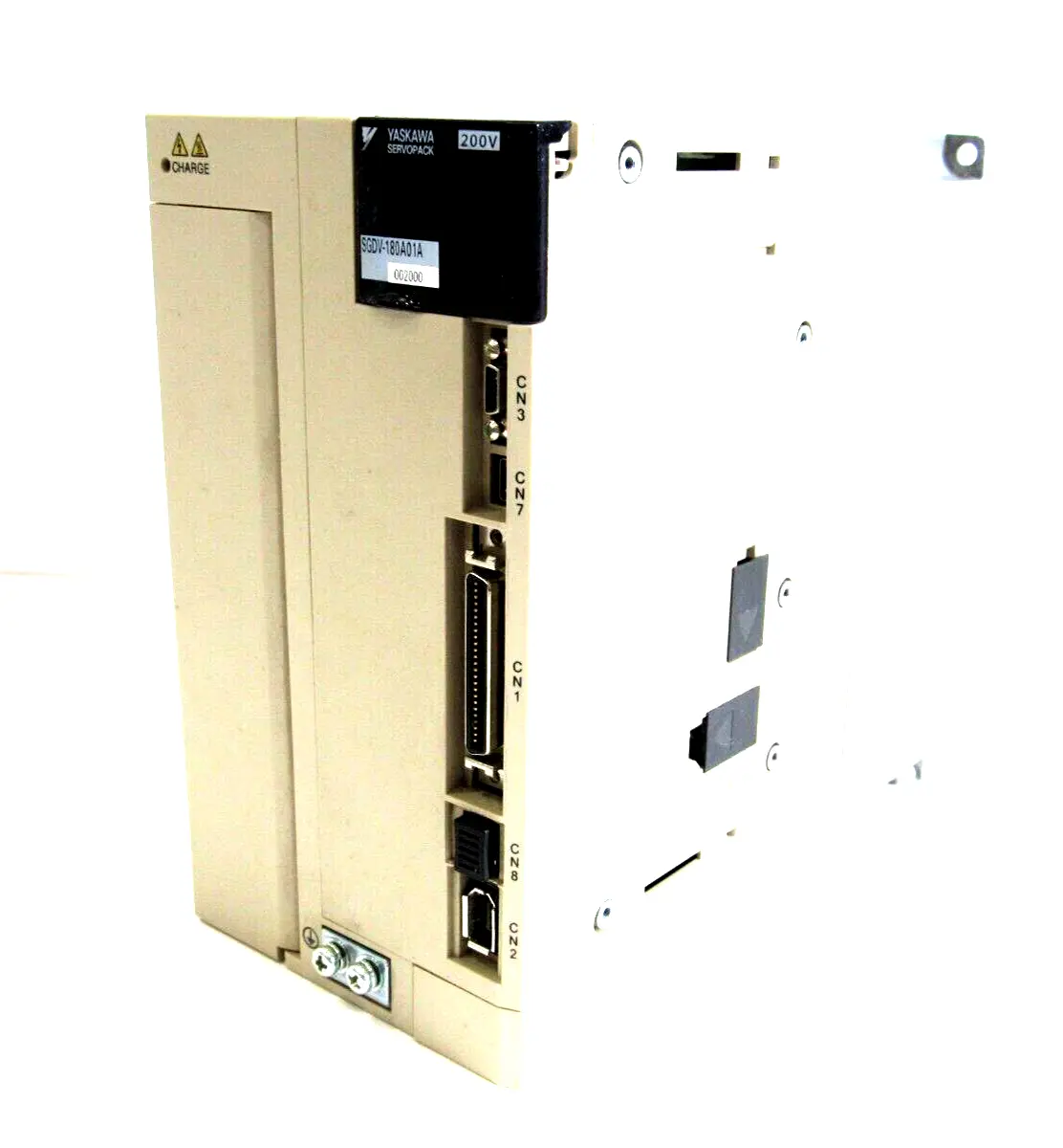 NEW YASKAWA ELECTRIC SGDV-180A01A002000 SERVOPACK SGDV180A01A002000