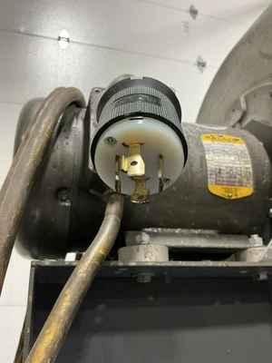 Used CINCINNATI FAN PB-15 Fume Extractors Ohio US | Equipment Recovery Corp. #1331816