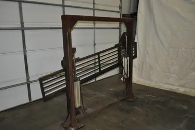 100" X 17" PRE THREAD UP TABLE