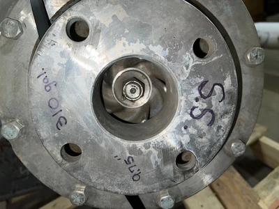 USED Gusher Pump 7550