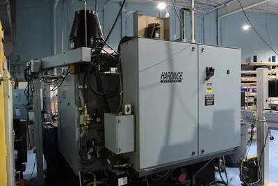 USED 1995 HARDINGE CONQUEST