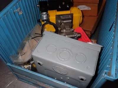Pneumatic / Electrical Lot