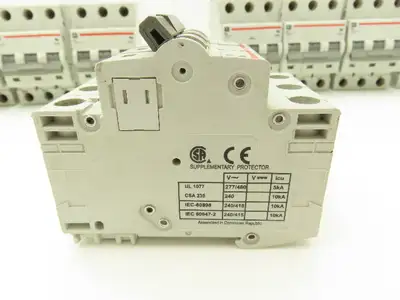 Cutler Hammer WMS3D03 3-Pole 3A Circuit Breaker Lot of 11