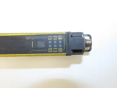 Schmersal SLC440-ER-1450-14-01 Safety Light Curtain Transmitter & Receiver Set