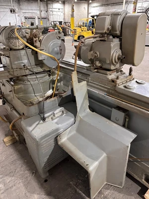CINCINNATI CYLINDRICAL GRINDER