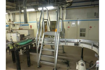 Cross Over Stair, 6 steps aluminum, 24"W w/ safety railing