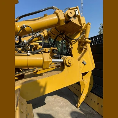 USED 2011 CATERPILLAR D10T