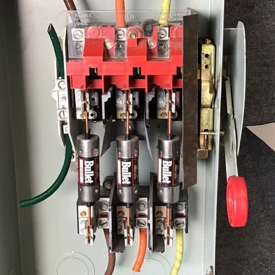 Used Cutler-Hammer DH363NGK Misc Electrical & Power Parts California US | Davliegogo LLC #1709788