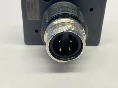 New | in-Stock Banner Engineering Momentary Action Optical Touch Button w/Black F.C. 28585 Photoelectric Sensors Michigan US | Maverick Industrial Sales #1402475