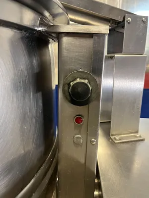 USED GROEN DEE/4T-60