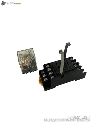 Used OMRON PYF14A Relays & Switches Kentucky US | Industrial Parts R Us Inc. #1082706