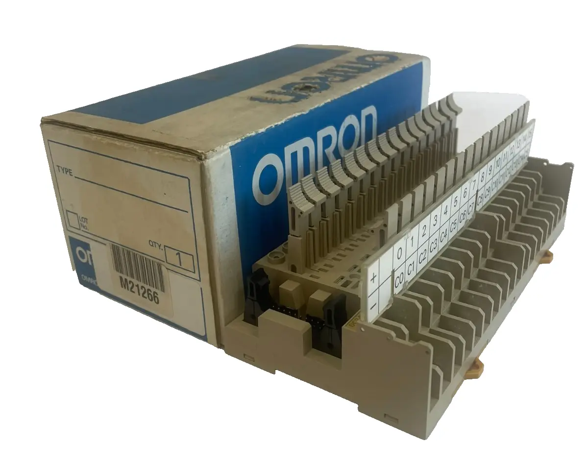 NEW OMRON OMRON P7TF-OS16 RELAY I/O BLOCK 24VDC OS16 P7TFOS16