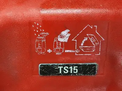 NEW LEICA TS15 R400