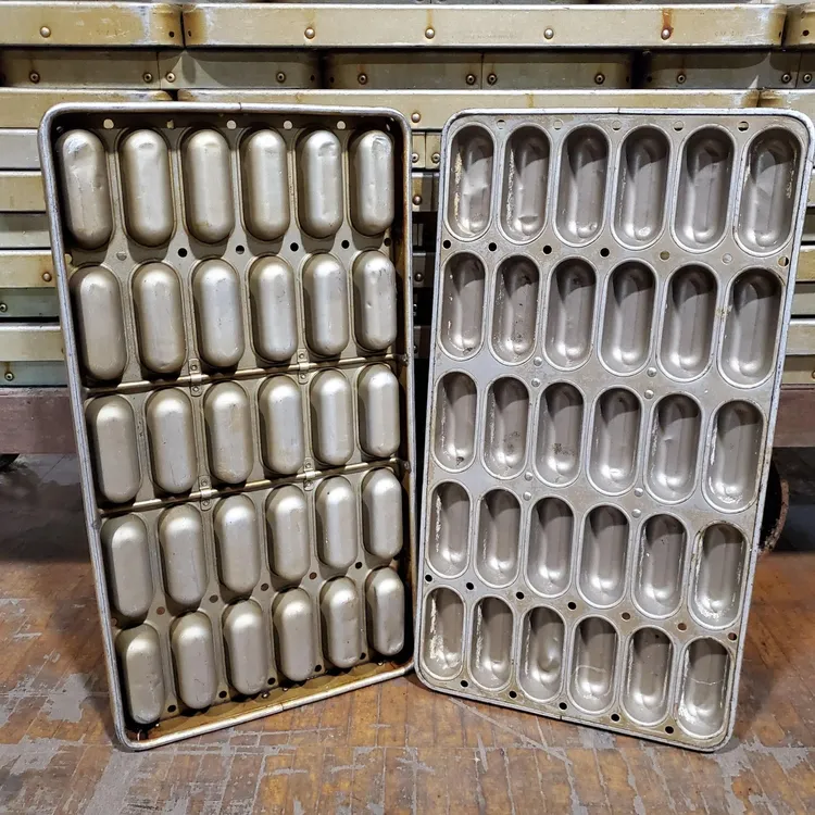 Used _UNKNOWN_ Twinkie Cake Pans Georgia US | Envoy Equipment LLC #450154