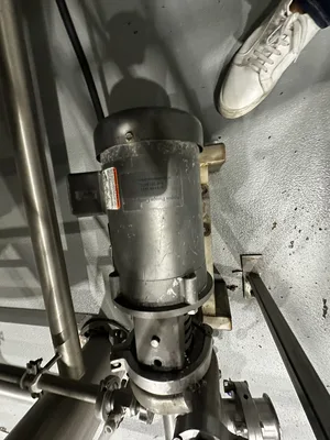 2500 Gallon Tank – 3 of 3