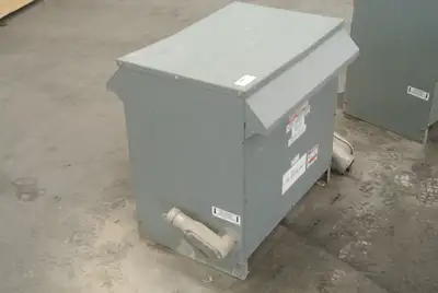 USED 2002 SQUARE D C75T8HCU