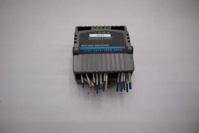 Giddings & Lewis M.1300.7372 R1 Input Module 24VDC SINK/SOURCE STOCK 5173A