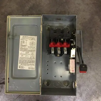 USED SQUARE D HU361E2