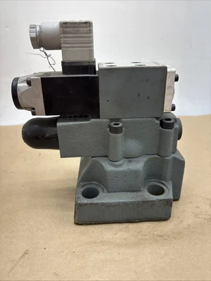 NEW Rexroth DBW 20 B2-31/315 UW120-60N9Z4