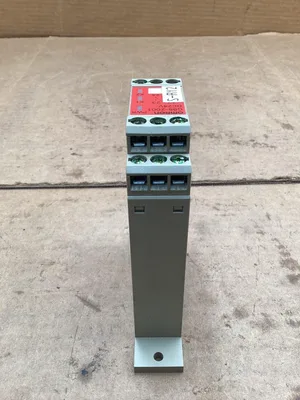 Omron Corporation G9S-2001 Safety Relay Unit; 24vdc