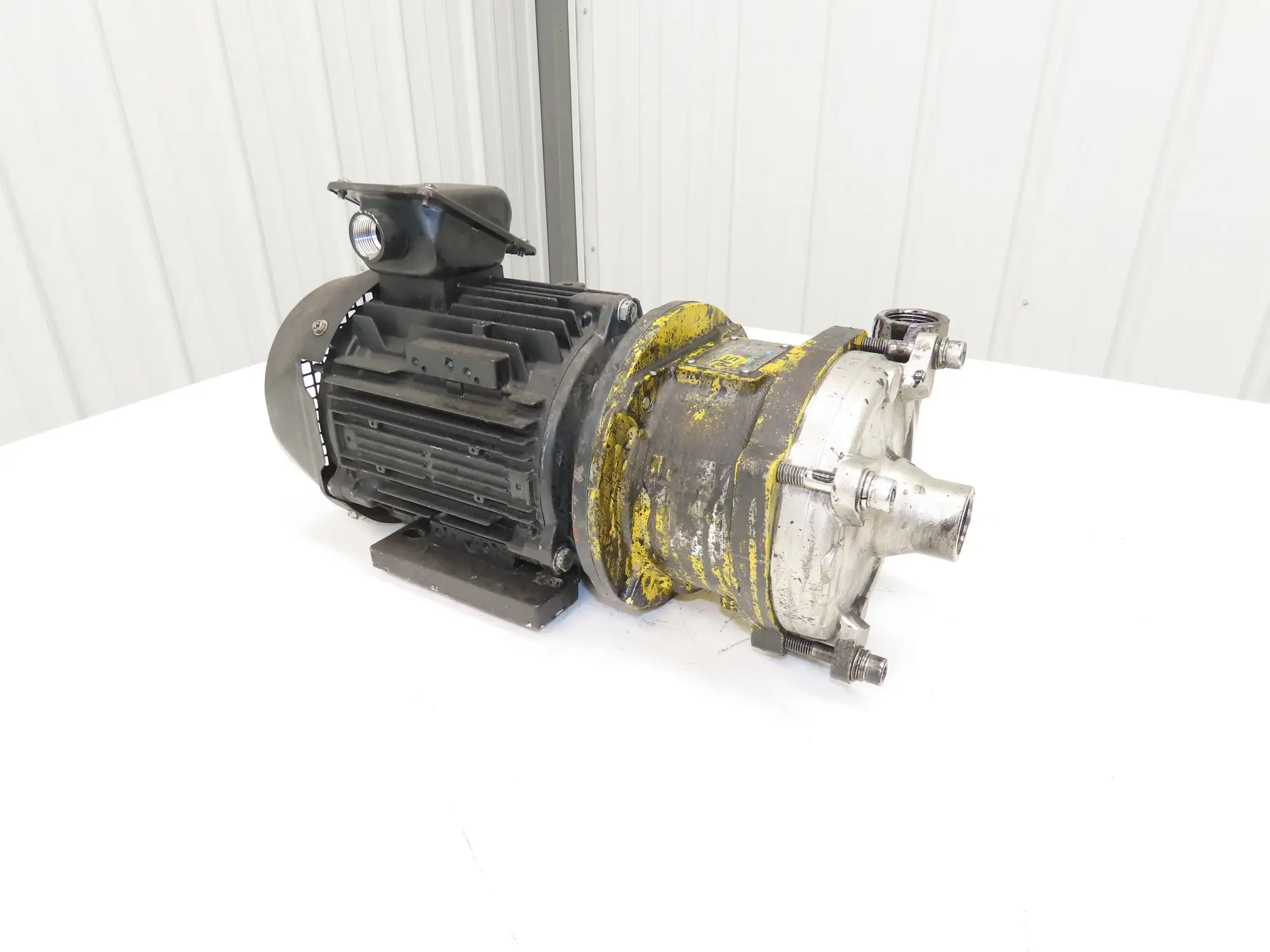Sanwa M2522-B5 Stainless Centrifugal Mag Pump 1x1" Magnetic Drive 2.2Kw 220V 3PH