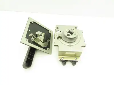 Fuji Electric BW9V0HA Circuit Breaker Rotary Disconnect Handle 400A Frame