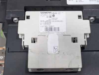 Siemens 3RT1055-6AF36 SIRUIS Motor Contactor 195A 1000V Used