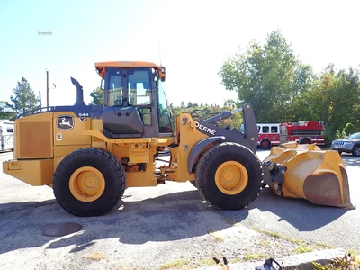 Used 2021 DEERE 544 P-TIER Wheel Loaders Massachusetts US | Brookside Equipment Sales #1459993