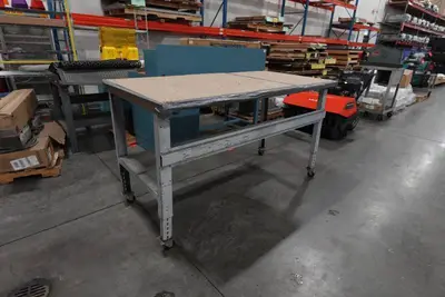 Rolling Industrial Workstation