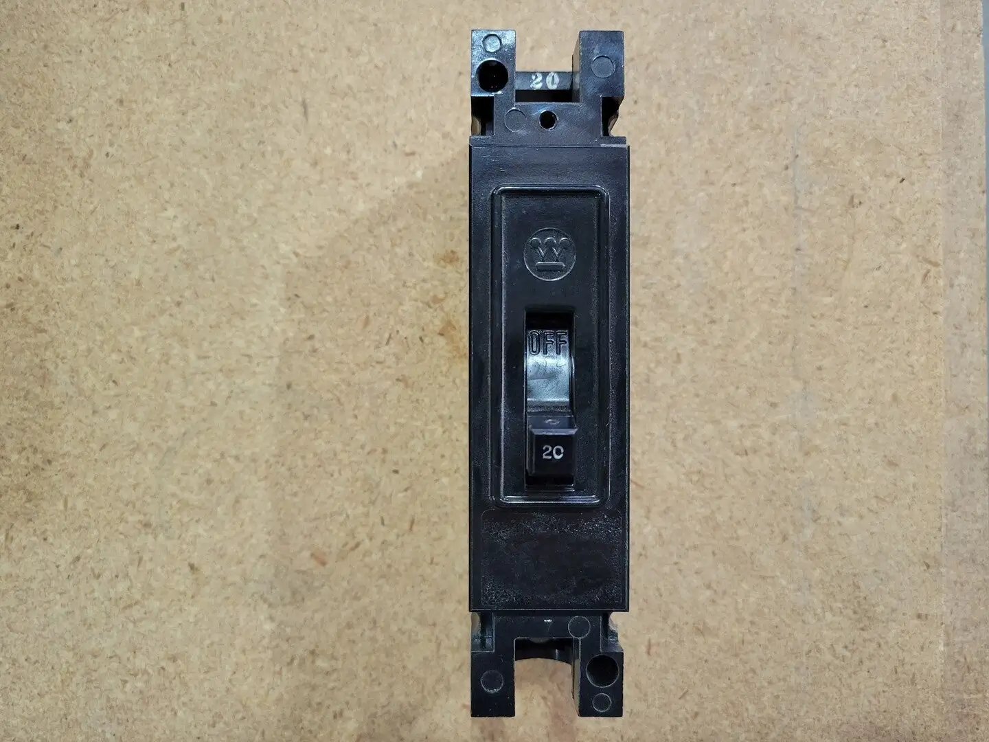 20 Amp, 1 Pole, 240 volts Circuit Breaker