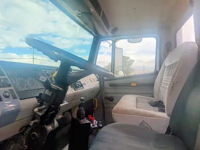 Used 2001 FREIGHTLINER FL 112 Mobile Cranes Utah US | Proxy Equipment #1378478
