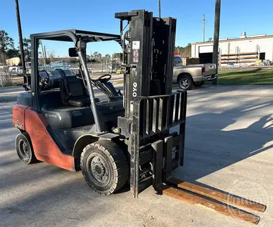 Used 2018 TOYOTA 8FGU35 Internal Combustion Forklifts: Pneumatic Tire Texas US | Forklift Exchange #1274762