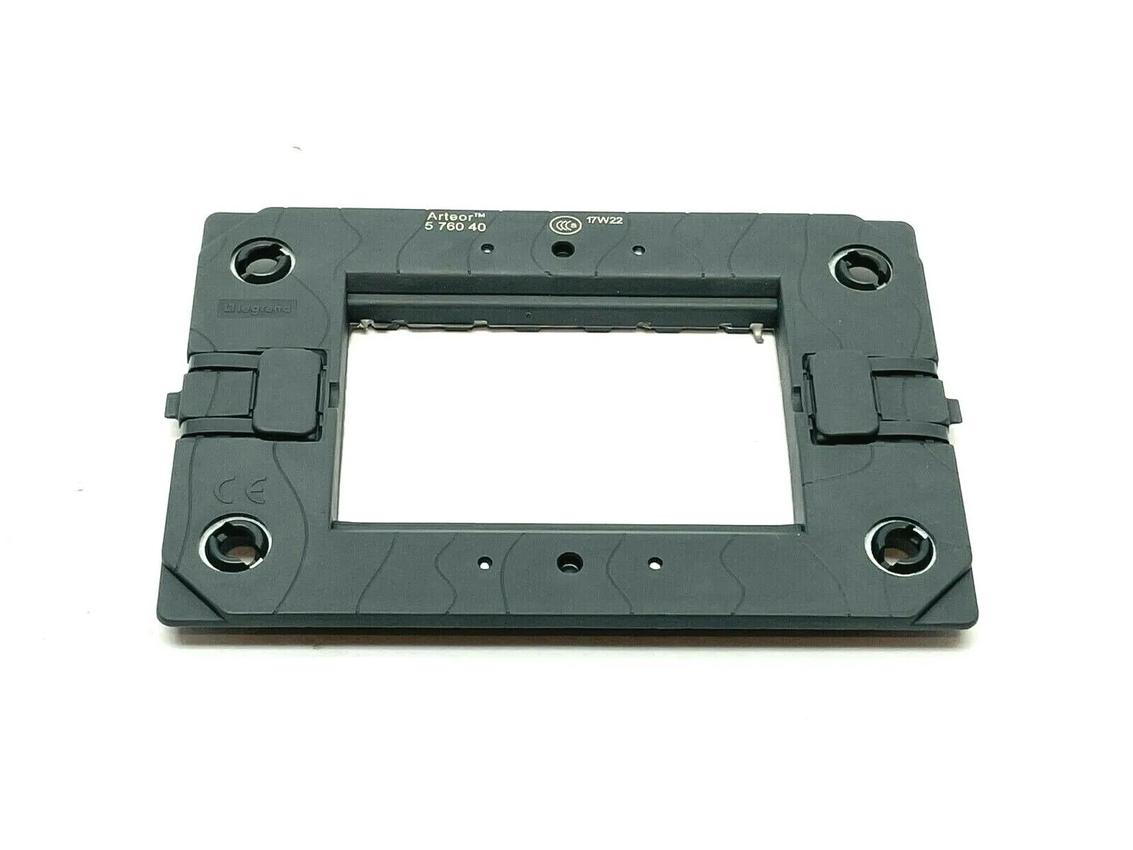 5 760 4 | Legrand Arteor  Support Frame - Used