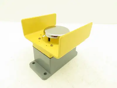 Allen Bradley 800P-S1CG1A Palm Operated Push Button Chrome 1 NO - 1 NC Contact